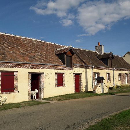Gites Les Terriers Saint-Jean-Froidmentel Exterior foto